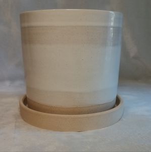 Sketchbook Ceramic Indoor/Outdoor Floor Planter Alabaster Ombre